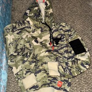 Under Armour Camo Hoodie